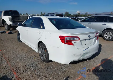 2012 Toyota Camry Se V6 z USA, uszkodzony, nr VIN 4T1BK1FK1CU513414